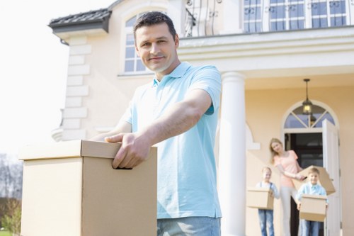 Risk assessment and careful planning for a van moving service in Bullscross