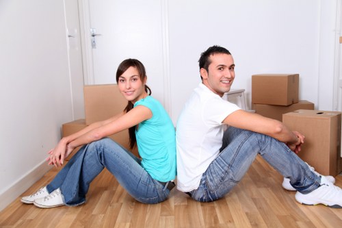 Household boxes and packing supplies for a Bullscross move