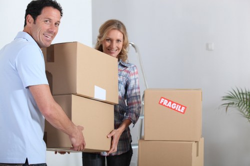 Flexible man and van Bullscross transport solution for local moves and deliveries